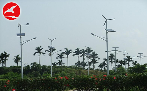 LED太阳能风光互补路灯