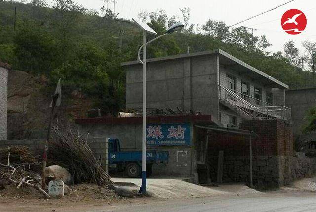 新农村太阳能路灯